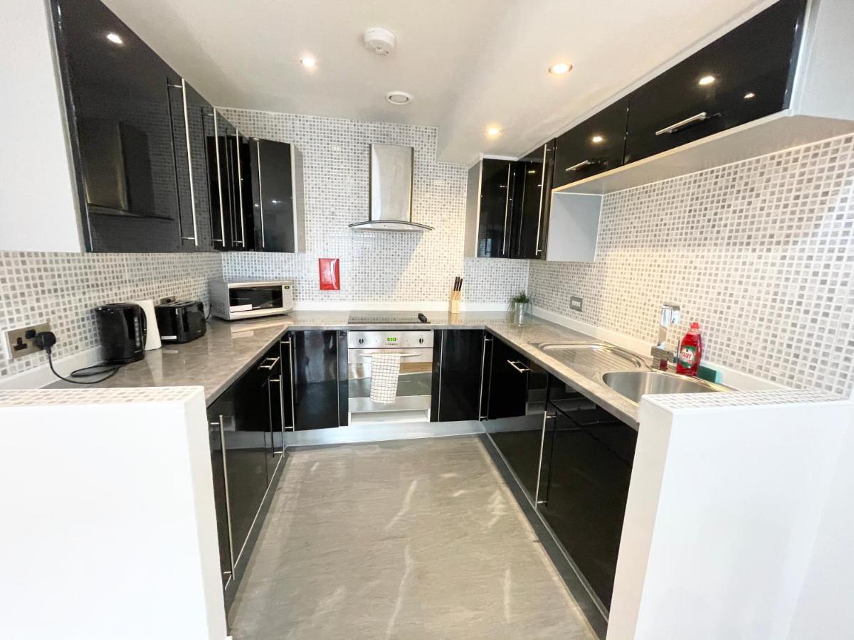 The Works-Fresh 2Bed In Centre, Opposite Arndale. Daire Manchester Dış mekan fotoğraf
