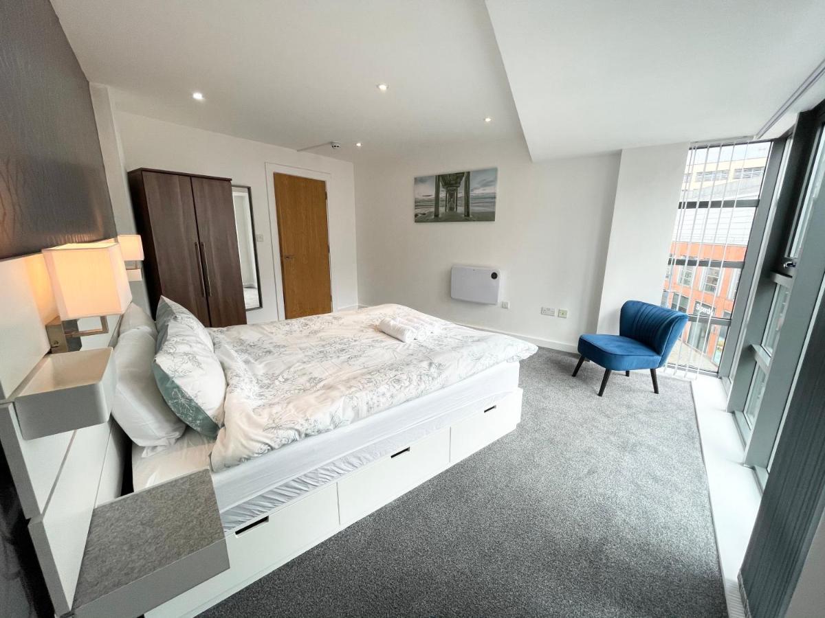 The Works-Fresh 2Bed In Centre, Opposite Arndale. Daire Manchester Dış mekan fotoğraf