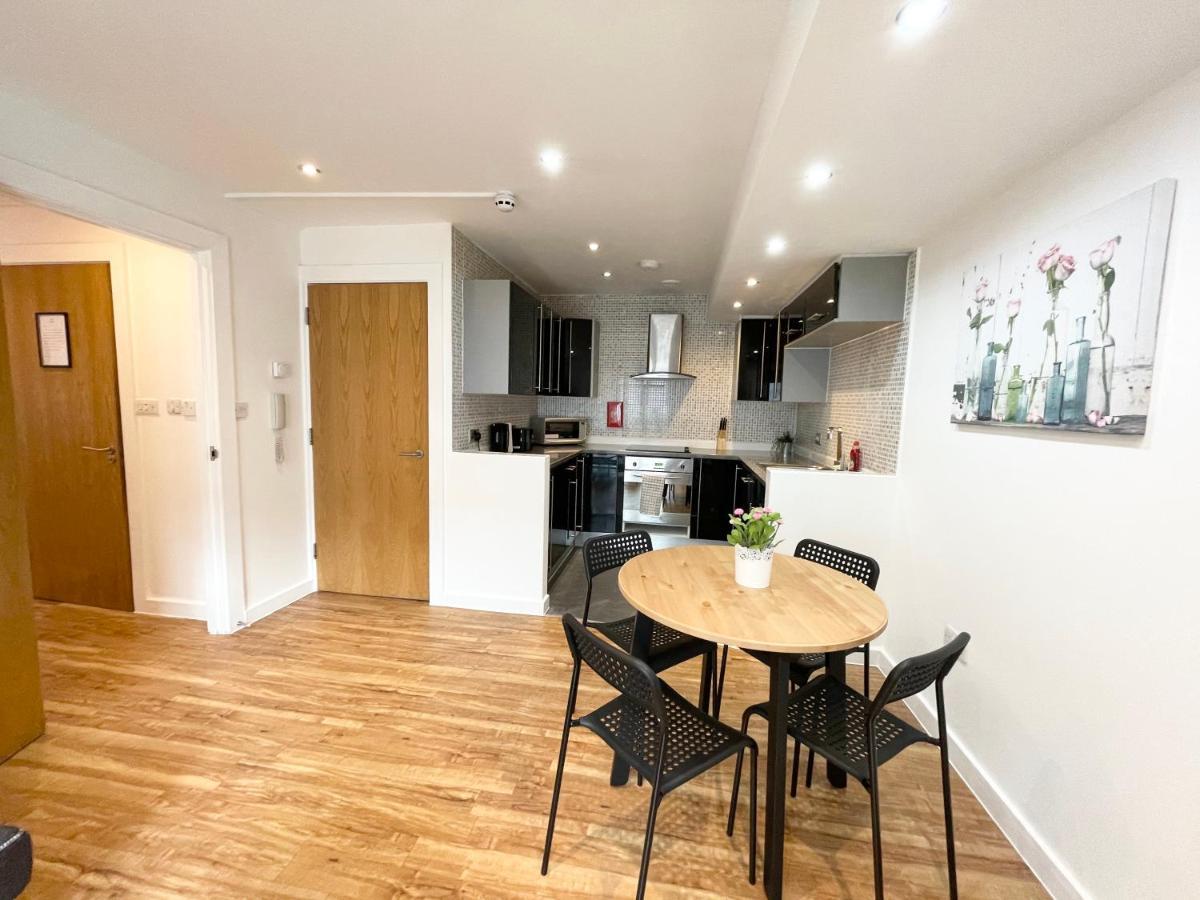 The Works-Fresh 2Bed In Centre, Opposite Arndale. Daire Manchester Dış mekan fotoğraf